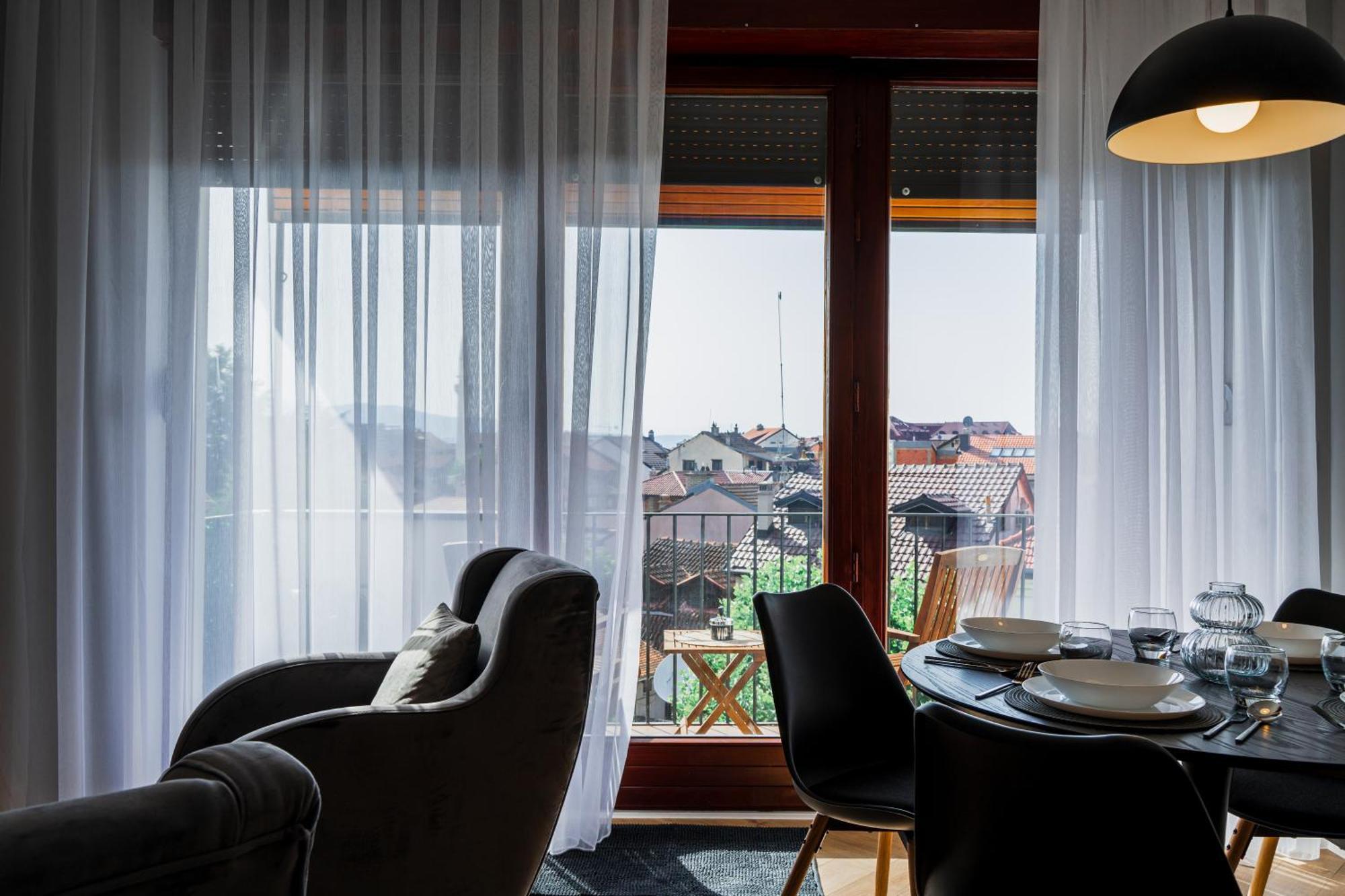 Nani Apartment พริเซรน ภายนอก รูปภาพ